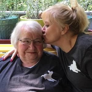 Meet your Posher, Lori